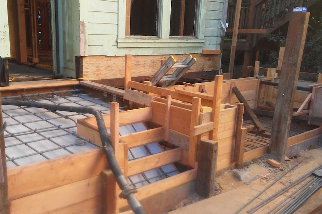 New front porch conversion and seismic retrofitting